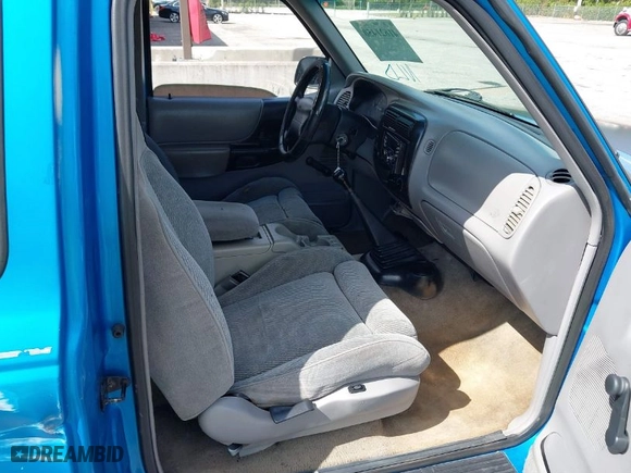 1996 Ford Ranger XL with VIN 1FTCR14U6TPA54923, listed as a IAAI auction lot 41621450 with 186,616 mi miles. Bid and sale history available at carsss.com. Image 5.