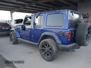 2018 Jeep Wrangler Unlimited Sahara z VIN 1C4HJXEN0JW274942, wystawiony jako IAAI lot #41175231 z przebiegiem 97 255 mil mil oraz . Historia ofert i sprzedaży dostępna na DreamBid. Obrazek 3.