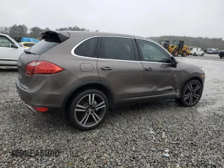 2013 Porsche Cayenne S с VIN WP1AB2A25DLA80568, выставлен на аукционе Copart как лот 43983015 с пробегом 105 779 миль миль и Списание • Salvage title. История ставок и продаж доступна на DreamBid. Изображение 3.