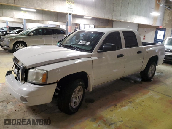 2007 Dodge Dakota SLT with VIN 1D7HE48KX7S212491, listed as a Copart auction lot 47385865 with 135,691 mi miles and Salvage Title. Bid and sale history available at DreamBid. Image 1.