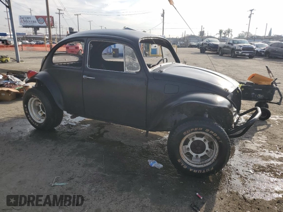 1967 Volkswagen Beetle with VIN 117653432, listed as a Copart auction lot 43755205 with Not Provided miles and Clean Title. Bid and sale history available at DreamBid. Image 4.