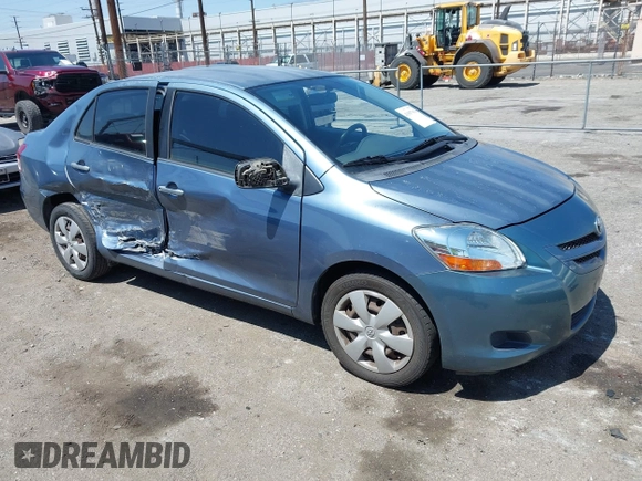 2008 Toyota Yaris with VIN JTDBT923X81280432, listed as a IAAI auction lot 41997963 with 201,013 mi miles. Bid and sale history available at carsss.com. Image 1.