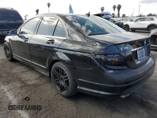 2008 Mercedes-Benz C 350 Sport z VIN WDDGF56X88R031136, wystawiony jako Copart lot #51961865 z przebiegiem 143 661 mil mil oraz Szkoda całkowita • Salvage title. Historia ofert i sprzedaży dostępna na DreamBid. Obrazek 2.