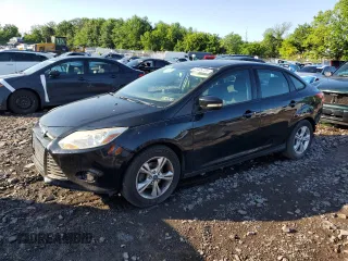2013 Ford Focus SE z VIN 1FADP3F27DL369634, wystawiony jako Copart lot #61409725 z przebiegiem 122 709 mil mil oraz Szkoda całkowita • Salvage title. Historia ofert i sprzedaży dostępna na DreamBid. Obrazek 1.