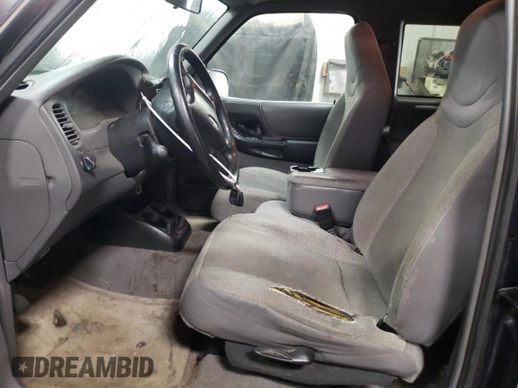 2002 Ford Ranger XL z VIN 1FTZR15E42PB26475, wystawiony jako Copart lot #42583595 z przebiegiem 272 579 mil mil oraz Szkoda całkowita • Salvage title. Historia ofert i sprzedaży dostępna na DreamBid. Obrazek 7.