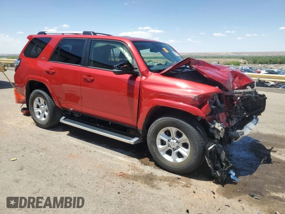 2021 Toyota 4Runner SR5 Premium with VIN JTENU5JR0M5856455, listed as a Copart auction lot 56670685 with 31,401 mi miles and Salvage title. Bid and sale history available at DreamBid. Image 4.
