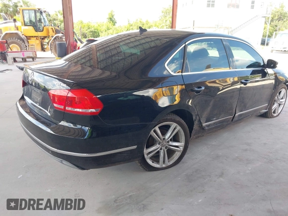 2014 Volkswagen Passat SEL Premium with VIN 1VWCN7A37EC071313, listed as a IAAI auction lot 42796404 with 78,444 mi miles and . Bid and sale history available at DreamBid. Image 4.
