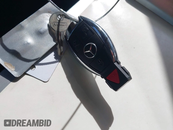 2015 Mercedes-Benz GLK 350 with VIN WDCGG5HB4FG411764, listed as a IAAI auction lot 41954685 with Not Provided miles and . Bid and sale history available at DreamBid. Image 11.