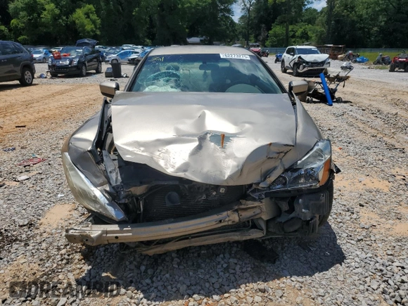 2003 Honda Accord LX with VIN 1HGCM82223A002511, listed as a Copart auction lot 62273275 with 261,723 mi miles and Salvage title. Bid and sale history available at DreamBid. Image 5.