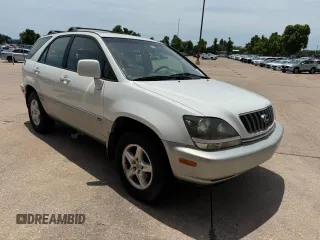 2003 Lexus RX 300 z VIN JTJGF10U230160646, wystawiony jako Copart lot #61209735 z przebiegiem 224 280 mil mil oraz Czysty tytuł • Clean title. Historia ofert i sprzedaży dostępna na DreamBid. Obrazek 1.
