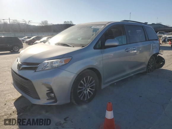 2019 Toyota Sienna XLE Auto Access Seat with VIN 5TDYZ3DC0KS992557, listed as a Copart auction lot 48962085 with 132,365 mi miles and Salvage Title. Bid and sale history available at carsss.com. Image 1.