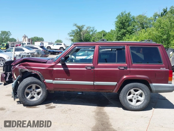 2001 Jeep Cherokee Sport with VIN 1J4FF48S51L516712, listed as a IAAI auction lot 42247399 with 323,576 mi miles and . Bid and sale history available at DreamBid. Image 15.