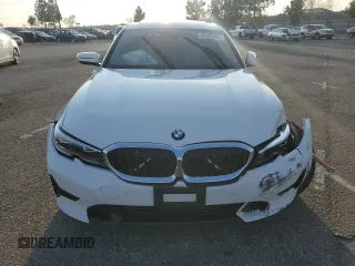 2020 BMW 3 Series 330i with VIN 3MW5R1J04L8B21380, listed as a Copart auction lot 42872005 with 89,553 mi miles and Salvage Title. Bid and sale history available at carsss.com. Image 5.