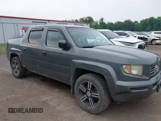 2008 Honda Ridgeline RT with VIN 2HJYK16258H506812, listed as a IAAI auction lot 42719278 with 219,511 mi miles and . Bid and sale history available at DreamBid. Image 1.