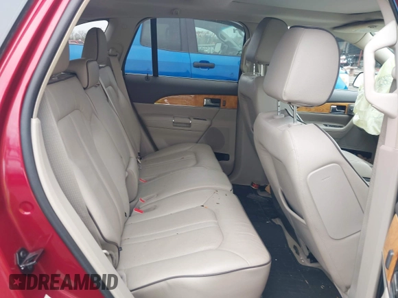 2014 Lincoln MKX with VIN 2LMDJ8JK1EBL02917, listed as a IAAI auction lot 41963678 with Not Provided miles. Bid and sale history available at carsss.com. Image 8.