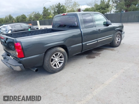 2004 Chevrolet Silverado 1500 LS with VIN 2GCEC19V241233129, listed as a IAAI auction lot 42068152 with 220,636 mi miles and . Bid and sale history available at DreamBid. Image 4.