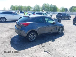 2020 Toyota Yaris LE z VIN 3MYDLBJV3LY703134, wystawiony jako IAAI lot #41984738 z przebiegiem 169 094 mil mil oraz . Historia ofert i sprzedaży dostępna na DreamBid. Obrazek 4.