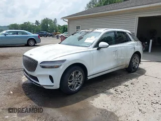 2024 Genesis GV70 2.5T z VIN 5NMMADTB9RH009697, wystawiony jako IAAI lot #42708827 z przebiegiem 5 369 mil mil oraz . Historia ofert i sprzedaży dostępna na DreamBid. Obrazek 2.