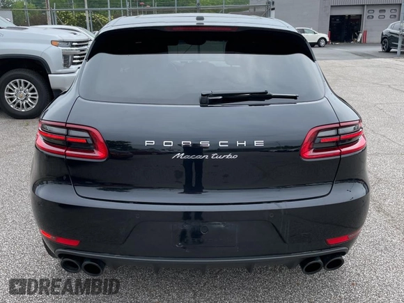 2015 Porsche Macan Turbo z VIN WP1AF2A5XFLB99315, wystawiony jako Copart lot #61078325 z przebiegiem 201 230 mil mil oraz Czysty tytuł • Clean title. Historia ofert i sprzedaży dostępna na DreamBid. Obrazek 14.
