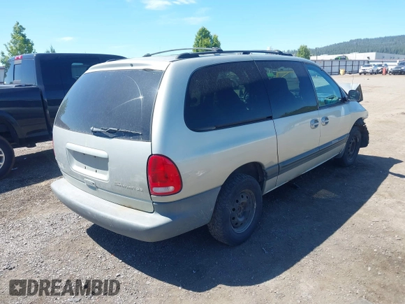 2000 Dodge Caravan SE with VIN 2B4GP44G4YR711580, listed as a IAAI auction lot 42367522 with 259,409 mi miles and . Bid and sale history available at DreamBid. Image 4.