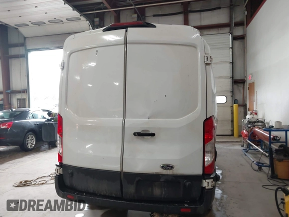2019 Ford Transit with VIN 1FTYR2CM4KKA35599, listed as a IAAI auction lot 41595455 with 222,851 mi miles. Bid and sale history available at carsss.com. Image 15.