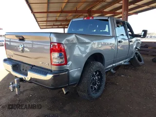 2022 Ram 2500 Big Horn z VIN 3C6UR5DLXNG306254, wystawiony jako IAAI lot #42191332 z przebiegiem 54 189 mil mil oraz . Historia ofert i sprzedaży dostępna na DreamBid. Obrazek 4.