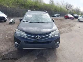 2015 Toyota RAV4 XLE with VIN 2T3RFREV4FW270089, listed as a IAAI auction lot 41943299 with 182,879 mi miles. Bid and sale history available at carsss.com. Image 12.