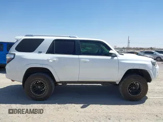 2016 Toyota 4Runner Limited with VIN JTEBU5JR4G5304870, listed as a IAAI auction lot 41889502 with 74,924 mi miles and . Bid and sale history available at DreamBid. Image 13.