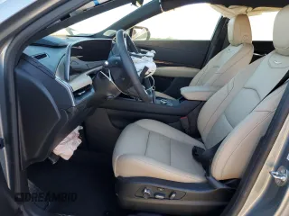 2024 Cadillac XT4 FWD Premium Luxury with VIN 1GYFZCR47RF213944, listed as a Copart auction lot 87674675 with 1,606 mi miles and Salvage title. Bid and sale history available at DreamBid. Image 7.