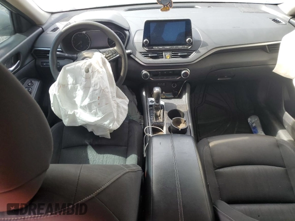 2020 Nissan Altima 2.5 S with VIN 1N4BL4BV0LC130546, listed as a Copart auction lot 48065515 with 140,689 mi miles and Salvage Title. Bid and sale history available at carsss.com. Image 8.