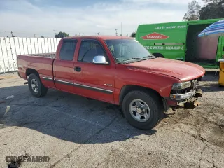 2002 Chevrolet Silverado 1500 LT with VIN 2GCEC19T021352339, listed as a Copart auction lot 44637875 with 217,086 mi miles and Salvage Title. Bid and sale history available at carsss.com. Image 4.