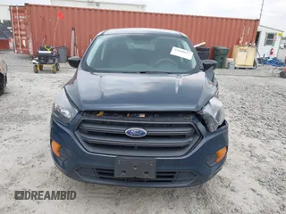 2019 Ford Escape S с VIN 1FMCU0F75KUB83831, выставлен на аукционе IAAI как лот 42048617 с пробегом 164 927 миль миль и . История ставок и продаж доступна на DreamBid. Изображение 12.