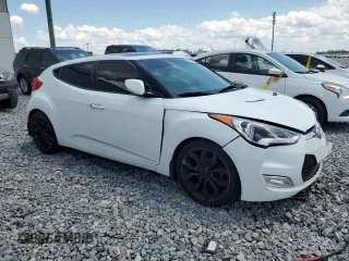 2013 Hyundai Veloster w/Gray Int with VIN KMHTC6AD7DU136483, listed as a Copart auction lot 56803725 with 159,794 mi miles and Salvage title. Bid and sale history available at DreamBid. Image 4.