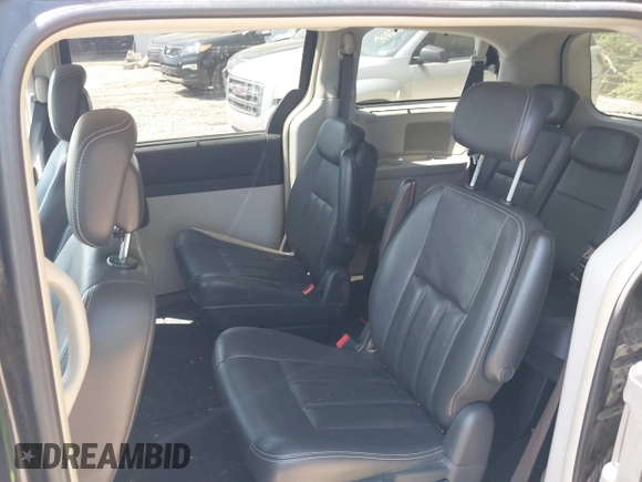 2010 Chrysler Town & Country Touring with VIN 2A4RR5DXXAR290623, listed as a IAAI auction lot 42103151 with 234,021 mi miles. Bid and sale history available at carsss.com. Image 8.