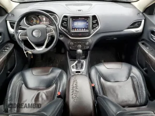2017 Jeep Cherokee Limited с VIN 1C4PJLDS7HW558610, выставлен на аукционе Copart как лот 57754505 с пробегом 126 900 миль миль и Чистый • Clean title. История ставок и продаж доступна на DreamBid. Изображение 8.