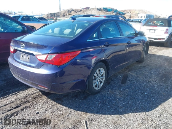2012 Hyundai Sonata GLS with VIN 5NPEB4AC2CH435836, listed as a IAAI auction lot 41831072 with 89,060 mi miles and . Bid and sale history available at carsss.com. Image 4.