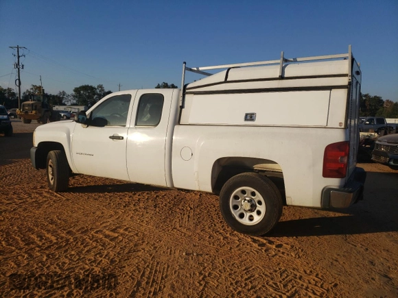 2011 Chevrolet Silverado 1500 Work Truck with VIN 1GCRCPEA2BZ405025, listed as a Copart auction lot 76584324 with 261,393 mi miles and Clean Title. Bid and sale history available at DreamBid. Image 2.