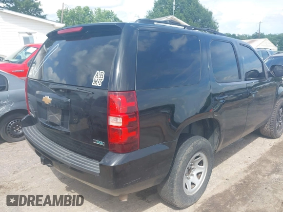 2012 Chevrolet Tahoe LS with VIN 1GNSKAE03CR161838, listed as a IAAI auction lot 42509184 with 179,911 mi miles and . Bid and sale history available at DreamBid. Image 4.