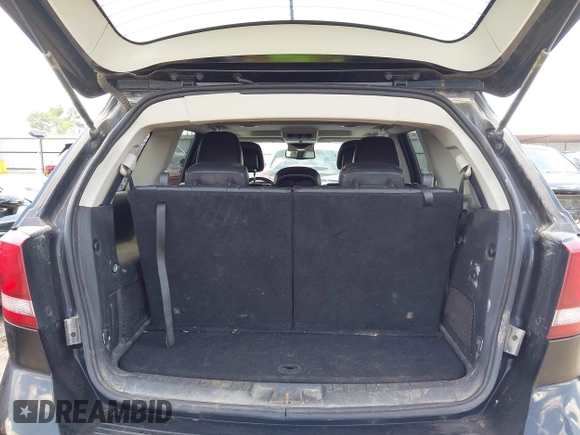 2016 Dodge Journey Crossroad Plus with VIN 3C4PDDGG4GT242199, listed as a IAAI auction lot 42530959 with 212,522 mi miles and . Bid and sale history available at DreamBid. Image 18.