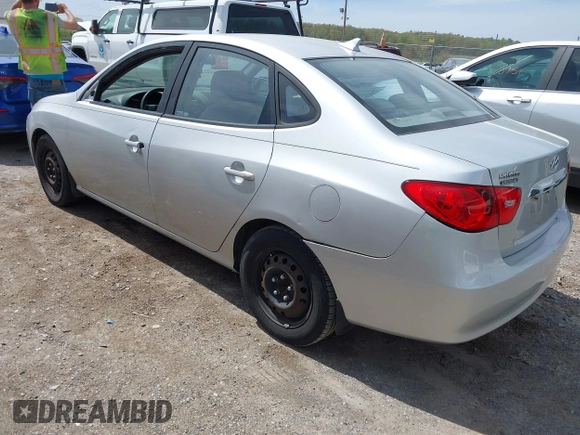 2010 Hyundai Elantra GLS z VIN KMHDU4AD5AU008518, wystawiony jako IAAI lot #42105961 z przebiegiem 232 618 mil mil oraz . Historia ofert i sprzedaży dostępna na DreamBid. Obrazek 3.