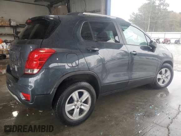 2022 Chevrolet Trax LT with VIN KL7CJLSM9NB502395, listed as a Copart auction lot 83954094 with 51,759 mi miles and Salvage Title. Bid and sale history available at carsss.com. Image 3.