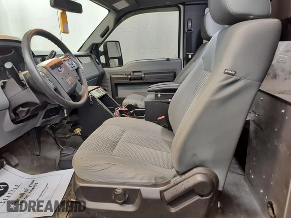 2016 Ford F-250 XLT with VIN 1FT7X2B68GEB80784, listed as a IAAI auction lot 42641963 with 277,458 mi miles and . Bid and sale history available at DreamBid. Image 9.