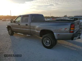 2006 Chevrolet Silverado 3500 DRW LT1 with VIN 1GCJK33DX6F142117, listed as a Copart auction lot 76250014 with 0 mi miles and Salvage Title. Bid and sale history available at carsss.com. Image 2.