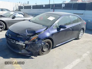 2020 Toyota Corolla LE with VIN JTDEPRAE4LJ093104, listed as a IAAI auction lot 41827963 with 69,780 mi miles. Bid and sale history available at carsss.com. Image 2.
