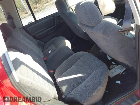 1996 Jeep Grand Cherokee Laredo with VIN 1J4EX58S8TC122302, listed as a IAAI auction lot 41218573 with 195,392 mi miles. Bid and sale history available at carsss.com. Image 8.