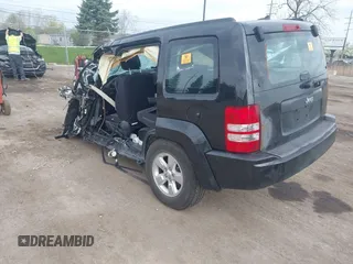 2012 Jeep Liberty Sport z VIN 1C4PJMAK8CW196015, wystawiony jako IAAI lot #42093090 z przebiegiem Nie podano mil oraz . Historia ofert i sprzedaży dostępna na DreamBid. Obrazek 3.