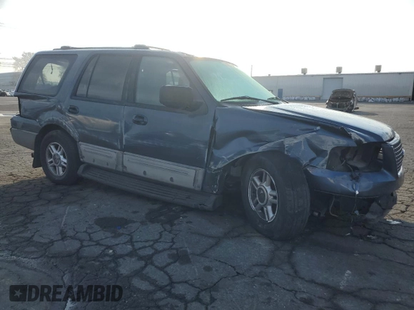 2003 Ford Expedition Special Service with VIN 1FMFU15L73LB36082, listed as a Copart auction lot 42575935 with 0 mi miles and Salvage Title. Bid and sale history available at carsss.com. Image 4.