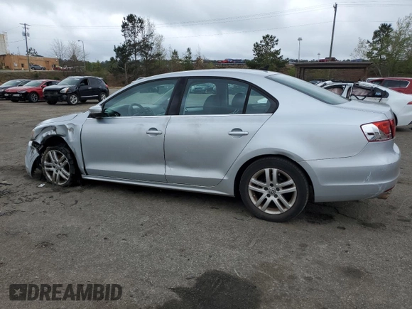 2013 Volkswagen Jetta SE with VIN 3VWDX7AJ0DM404624, listed as a Copart auction lot 50316255 with 153,763 mi miles and Salvage title. Bid and sale history available at DreamBid. Image 2.