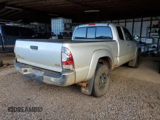2011 Toyota Tacoma z VIN 5TFUX4EN8BX008611, wystawiony jako Copart lot #43616705 z przebiegiem 154 650 mil mil oraz Szkoda całkowita • Salvage title. Historia ofert i sprzedaży dostępna na DreamBid. Obrazek 3.