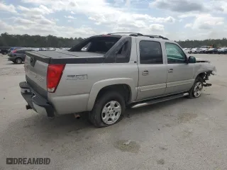 2005 Chevrolet Avalanche Z71 with VIN 3GNEK12Z75G101905, listed as a Copart auction lot 49740965 with 261,268 mi miles and Salvage Title. Bid and sale history available at carsss.com. Image 3.